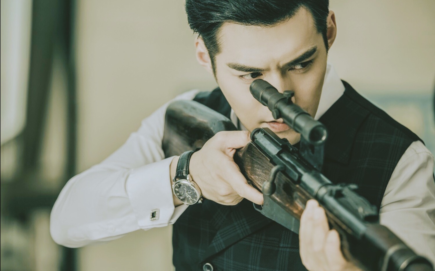 【高晨/严宽个人向第二弹】im a wanted man【小楼又东风】来继续