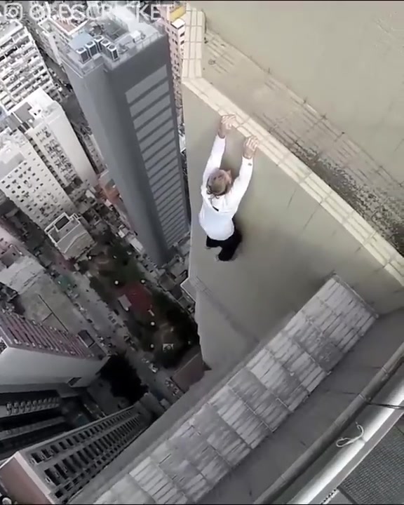 【搬运】看了脚底就发麻,恐怖的高空极限运动