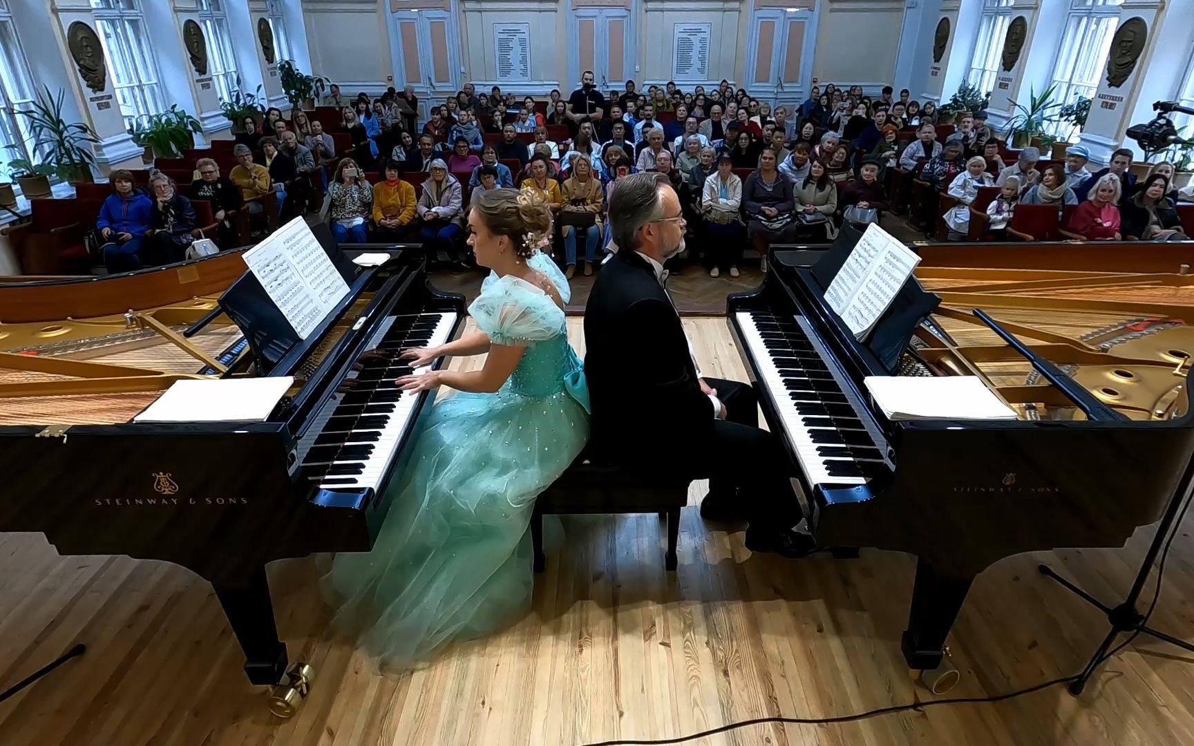 双钢琴演奏 流行古典音乐的封面 2023