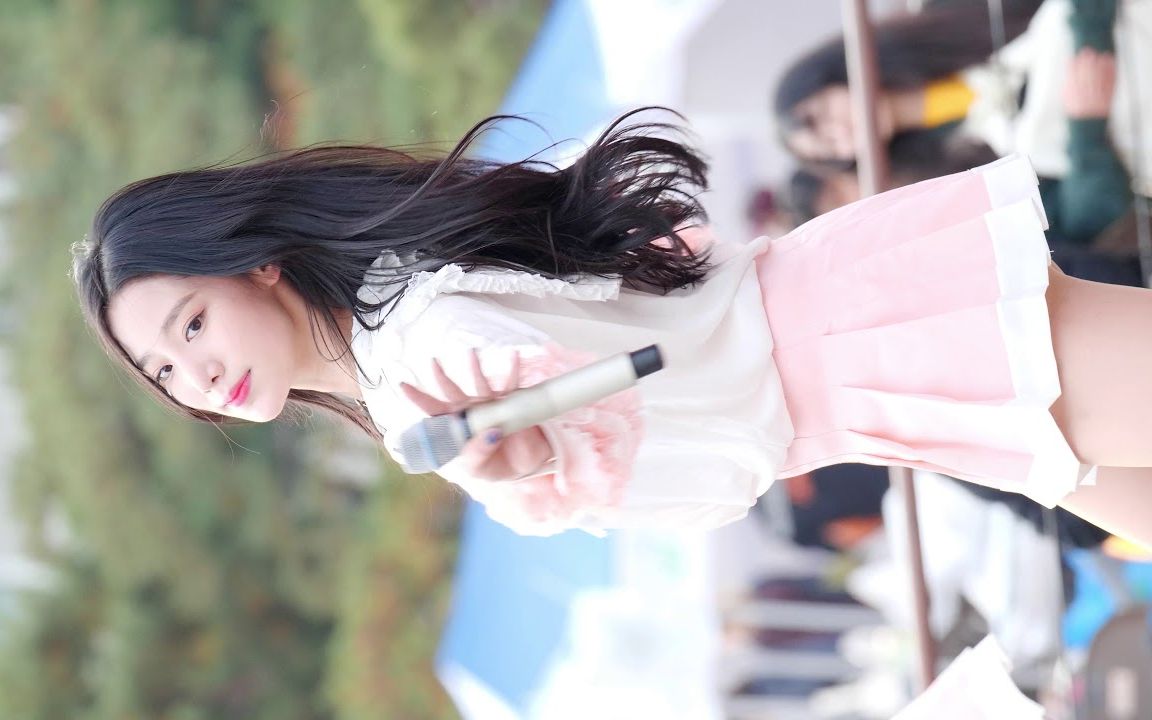 令人晕眩的 s曲线【berrygood】果汁相"赵贤"美颜专