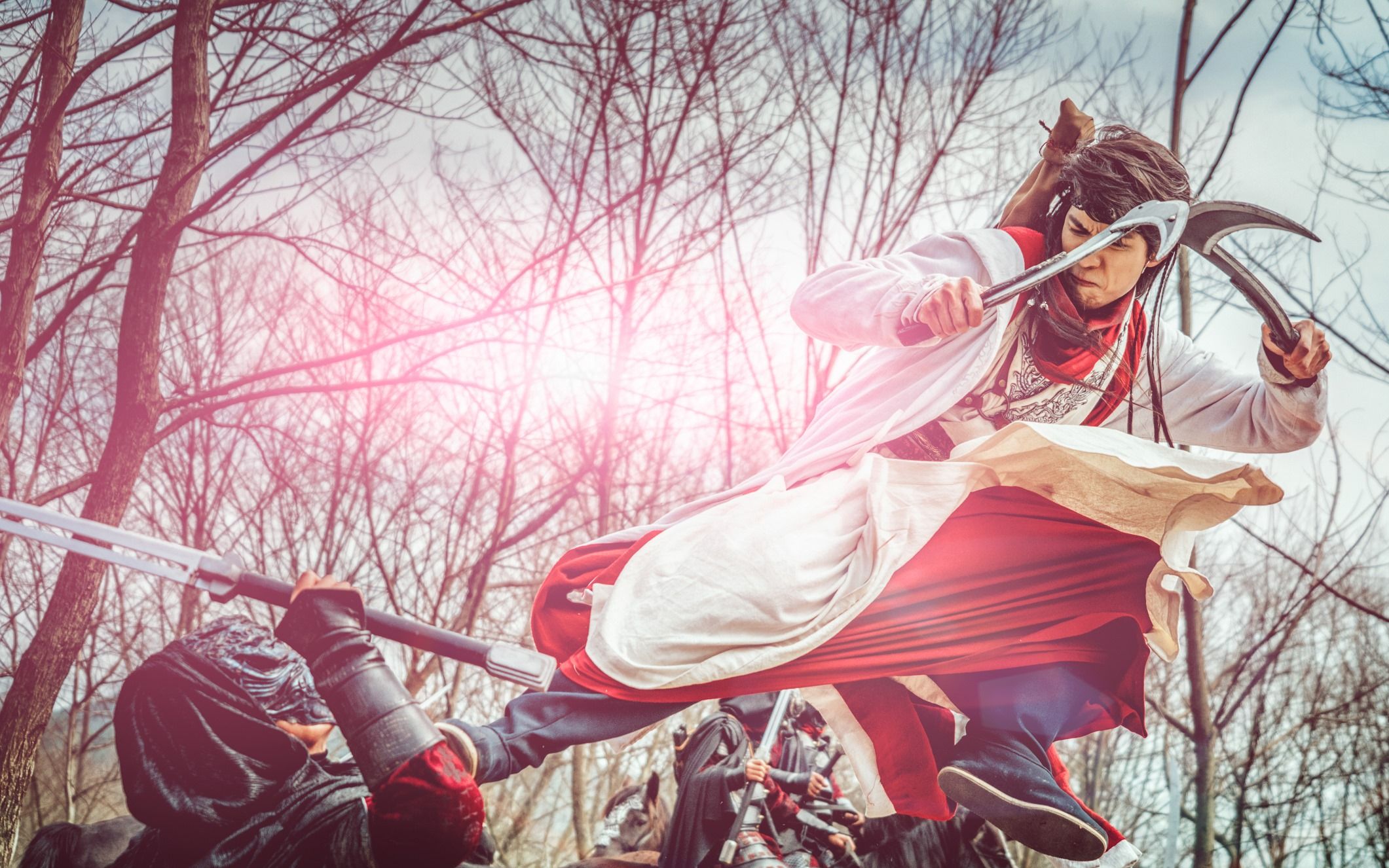 【高燃混剪】乱世江湖出英雄,《飘香剑雨》这打斗场面也是很武侠了!