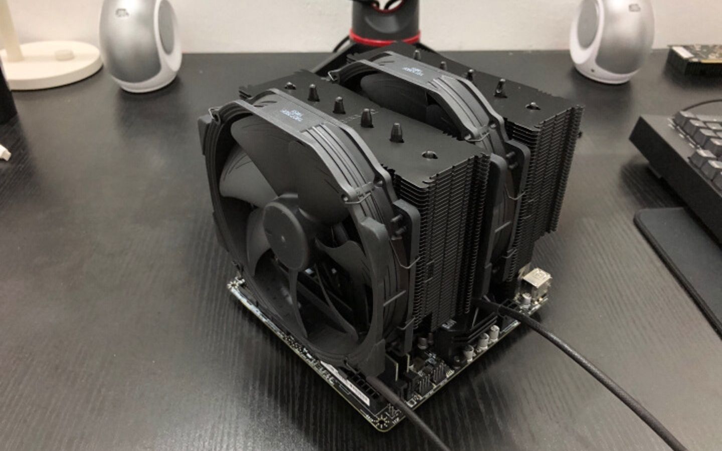 【lyc】风冷之王猫头鹰d15黑化版cpu散热器开箱