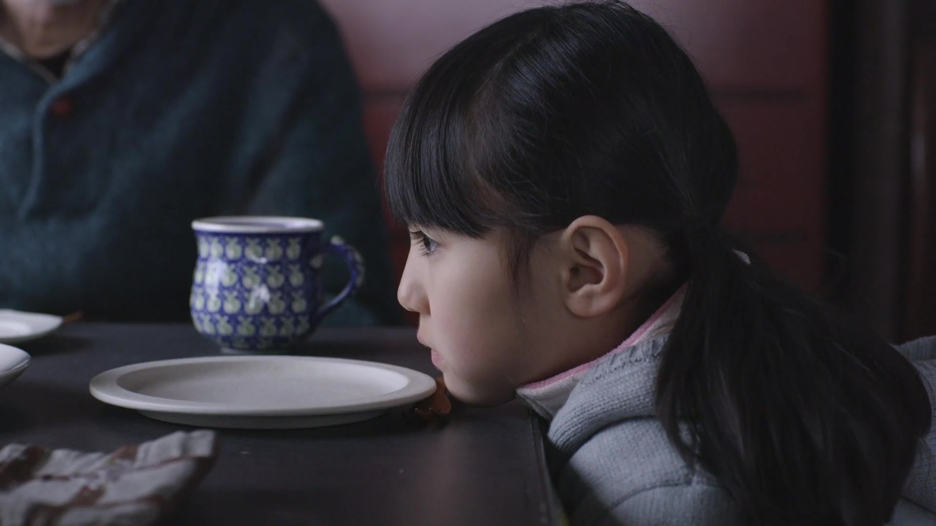 日本电影 小森林 冬春篇 圣诞节蛋糕 美食治愈 忘不了小时候 妈妈的