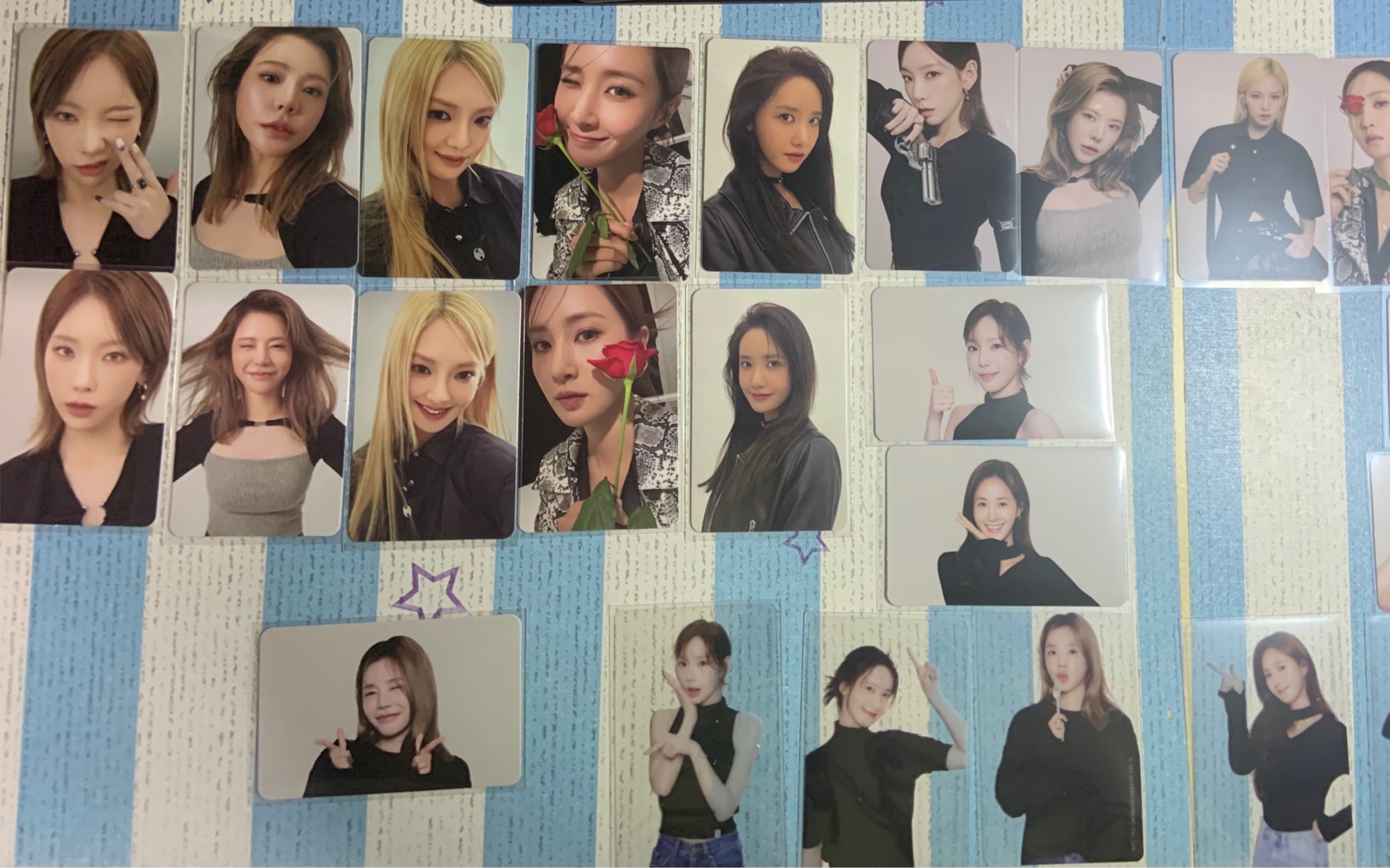 少女时代2023台历小卖部特典加泰妍切卡开箱