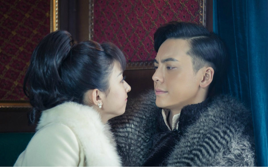 【赵丽颖x陈伟霆】老九门启月夫妇之初遇(吧嗒吧嗒吃糖向)_哔哩哔哩