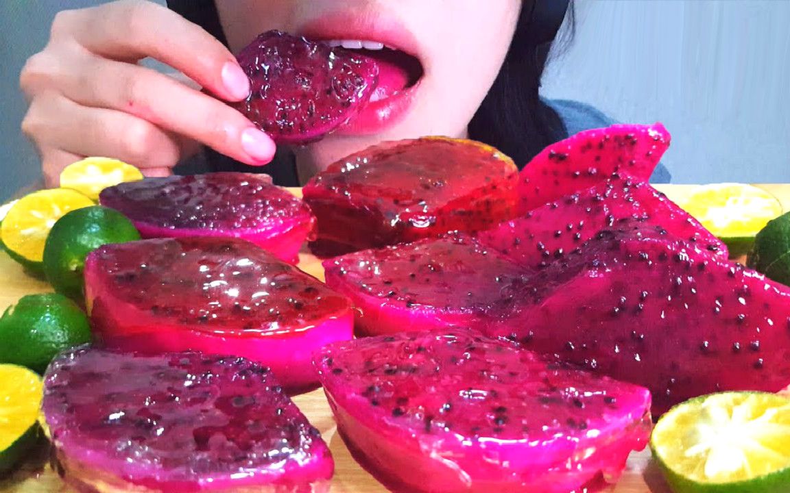 sun as ☆ 甘甜红心火龙果糖葫芦 食音咀嚼音(新)