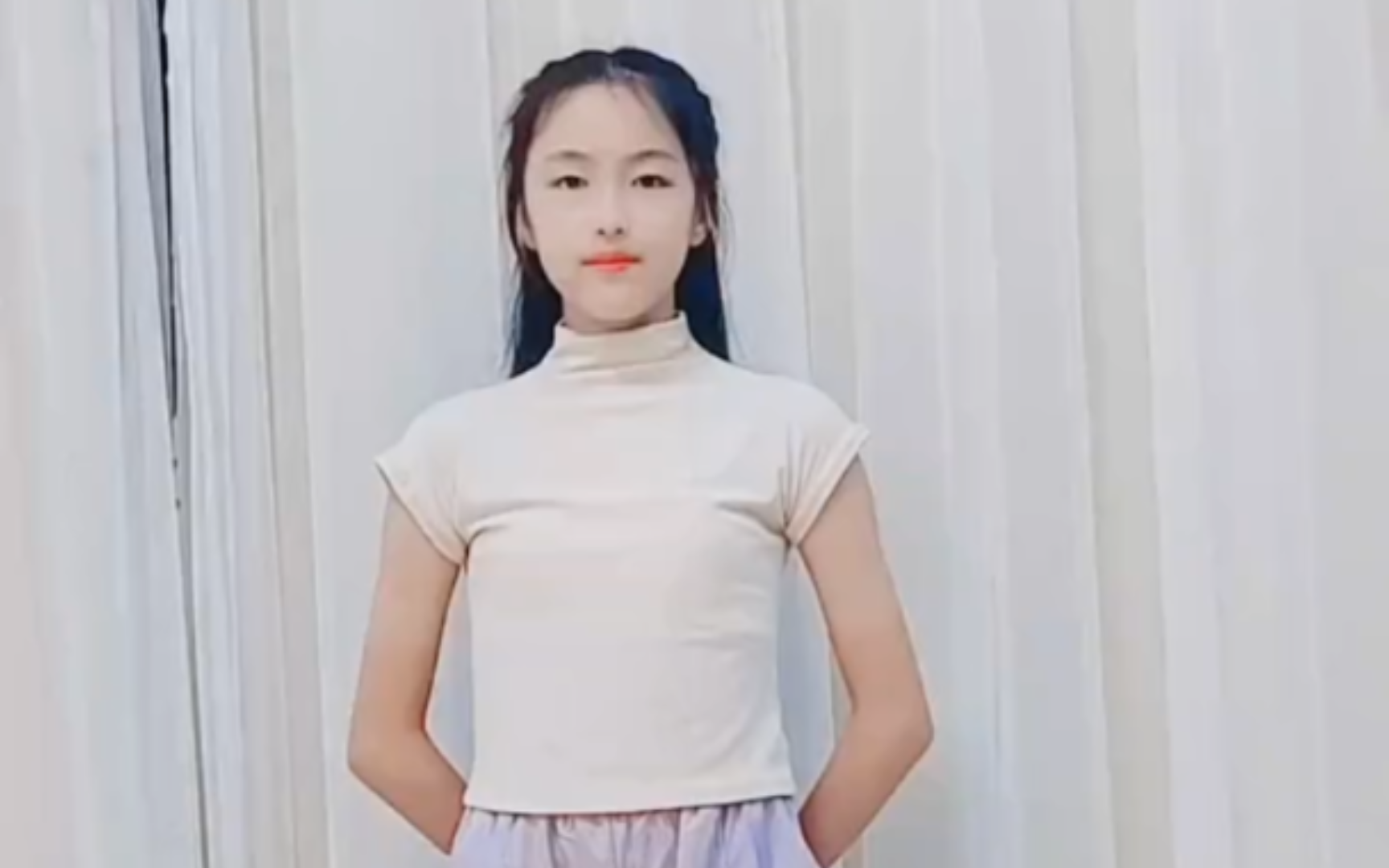 瑶瑶949494:我的新衣舞蹈