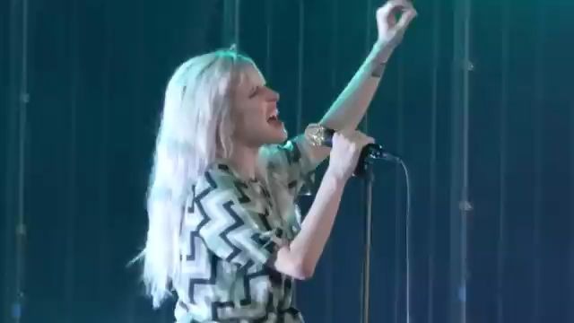 [图]Paramore - Turn It Off