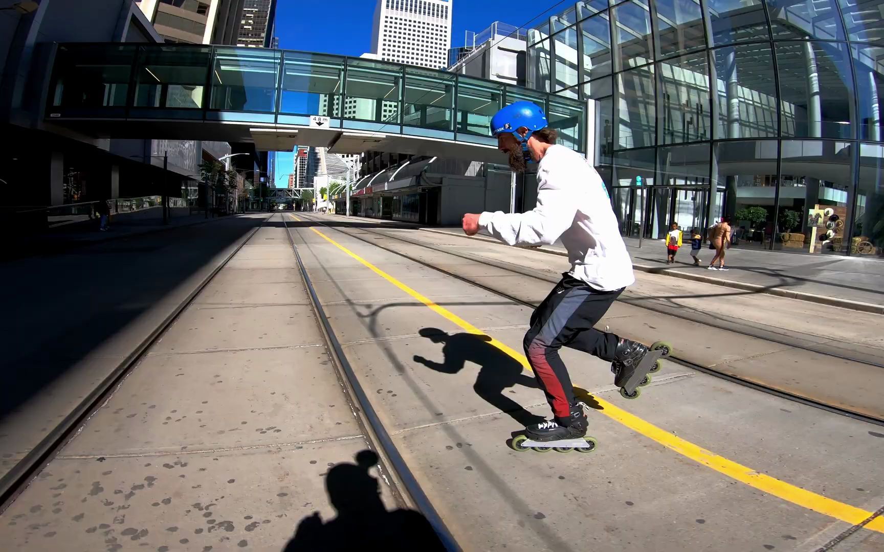 阳光明媚,出来刷街-the best stress relief, rollerblading!