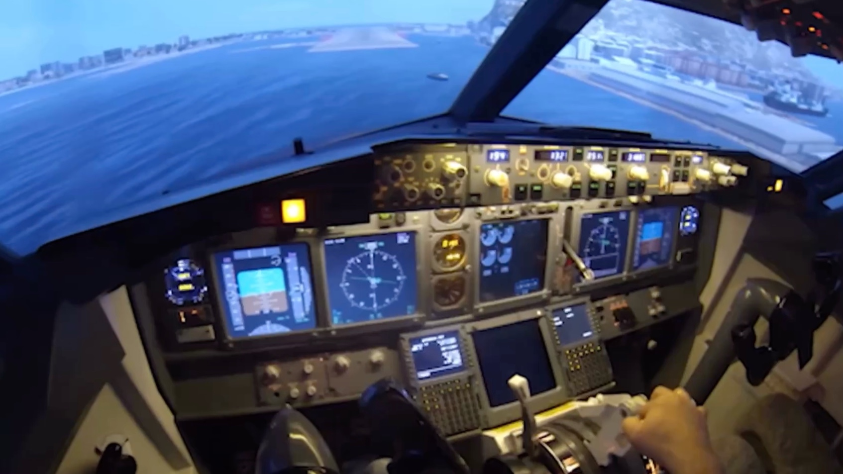 第一人称视角驾驶民航客机是怎样的体验