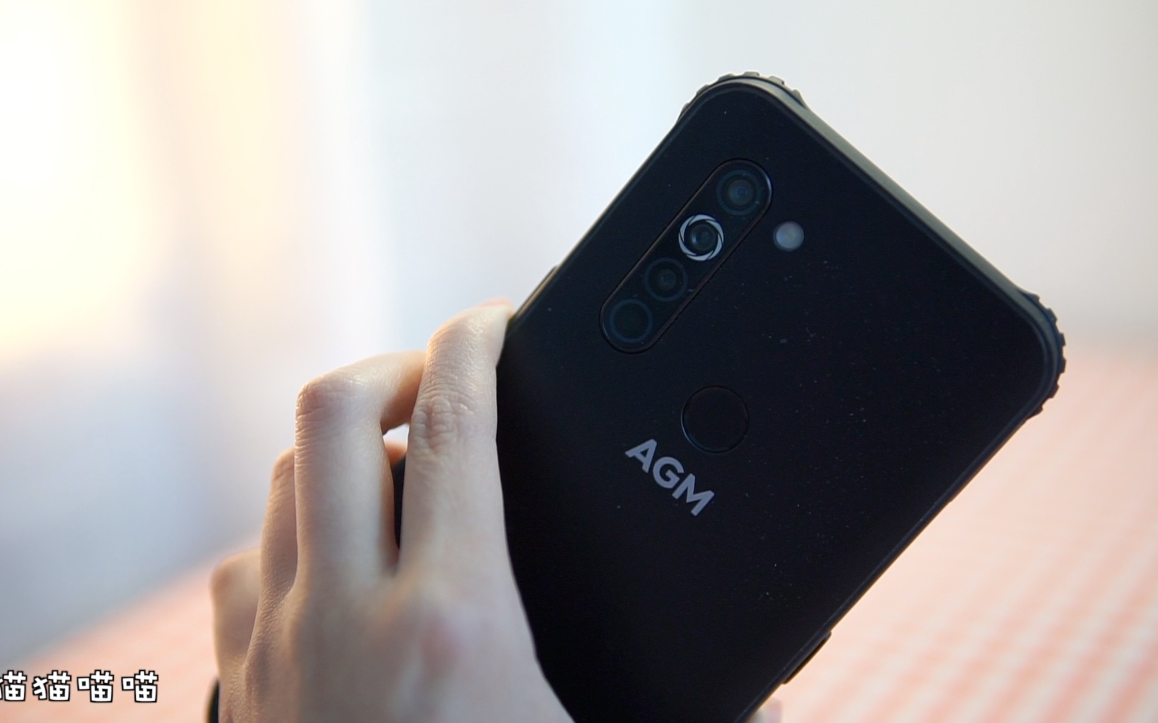 agm x5户外三防手机,耐摔防尘不怕热水哦_哔哩哔哩_bilibili