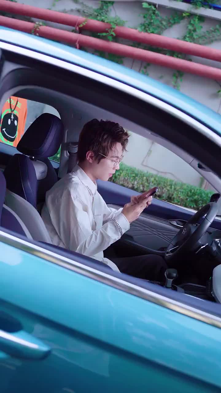 小歪手把手教梁猛如何约女生出来