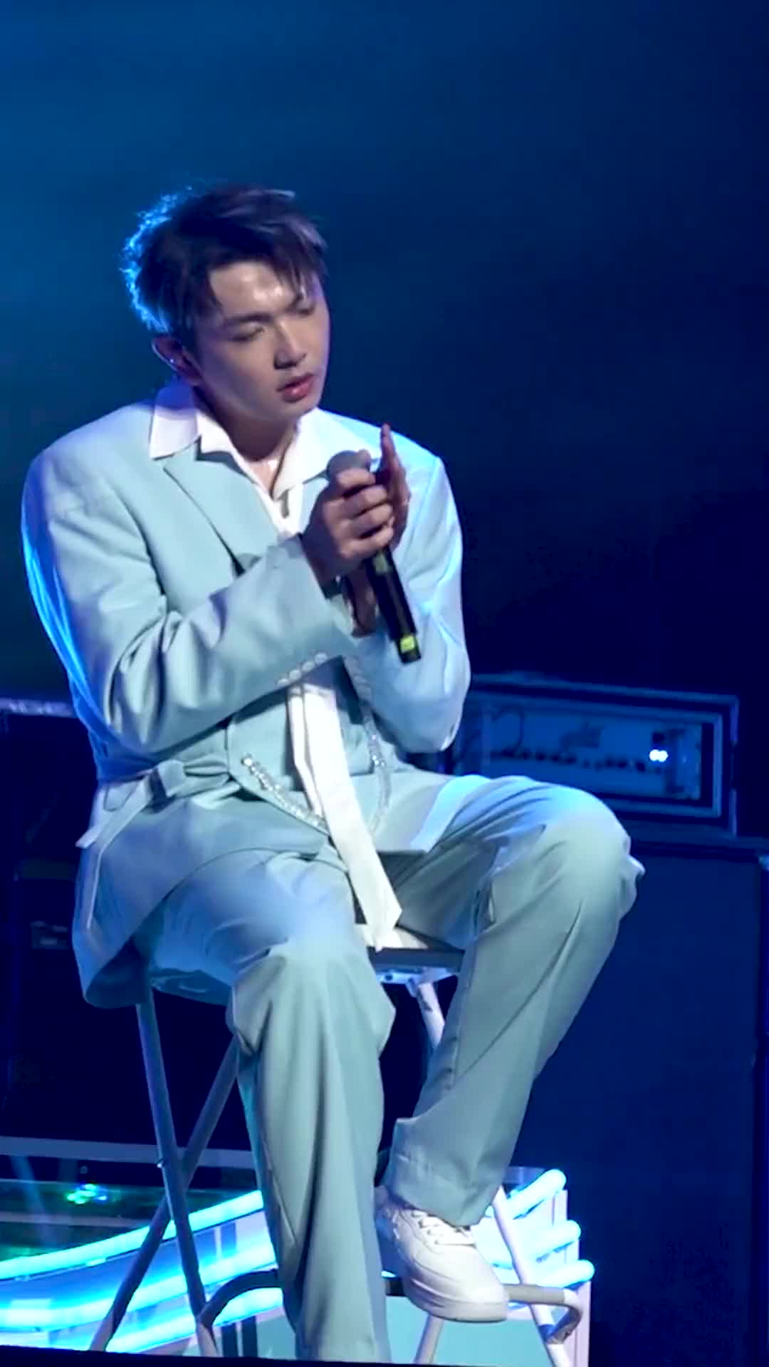 已读不回 就是散场的开始 颜人中 livehouse 音乐现场