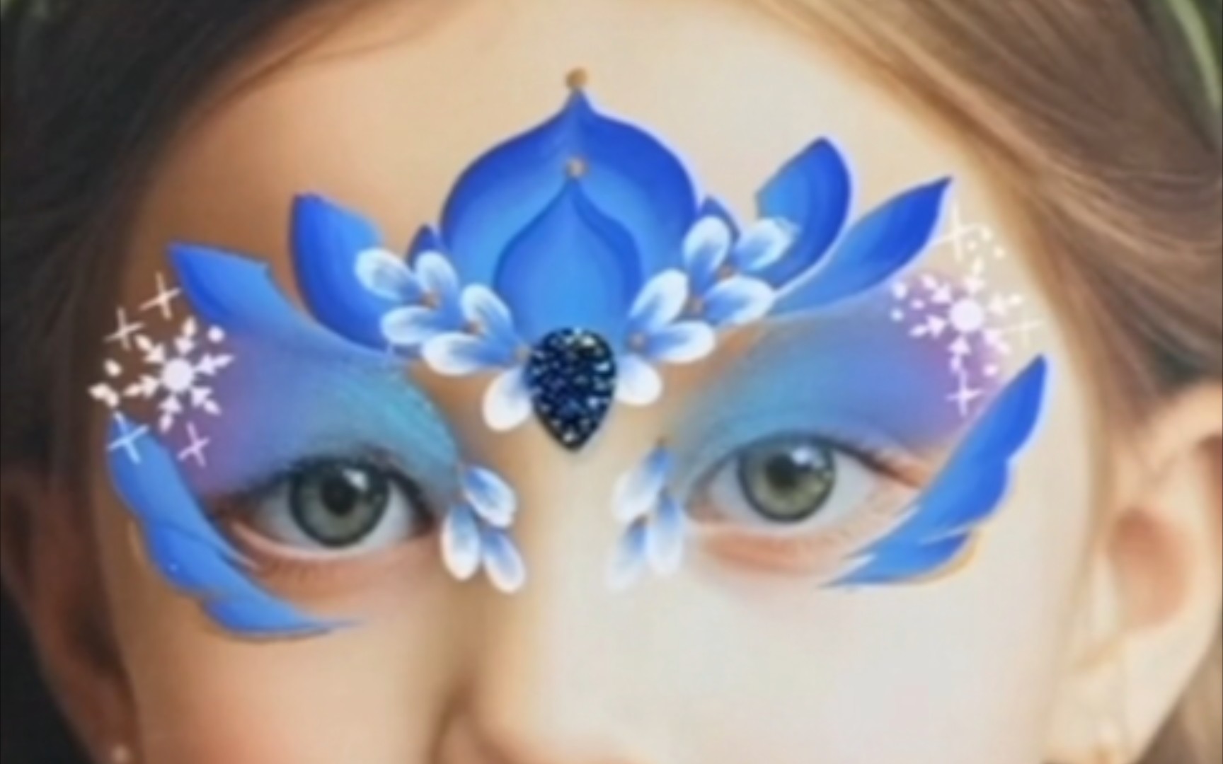 面部彩绘教程第十一期 经典艾莎公主造型