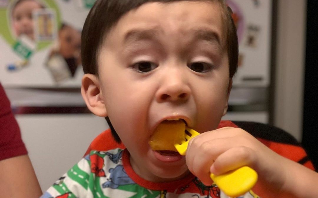 8ins 本特利新发型 (阿嘎呀 慢点吃)_哔哩哔哩 (゜-゜)つロ 干杯