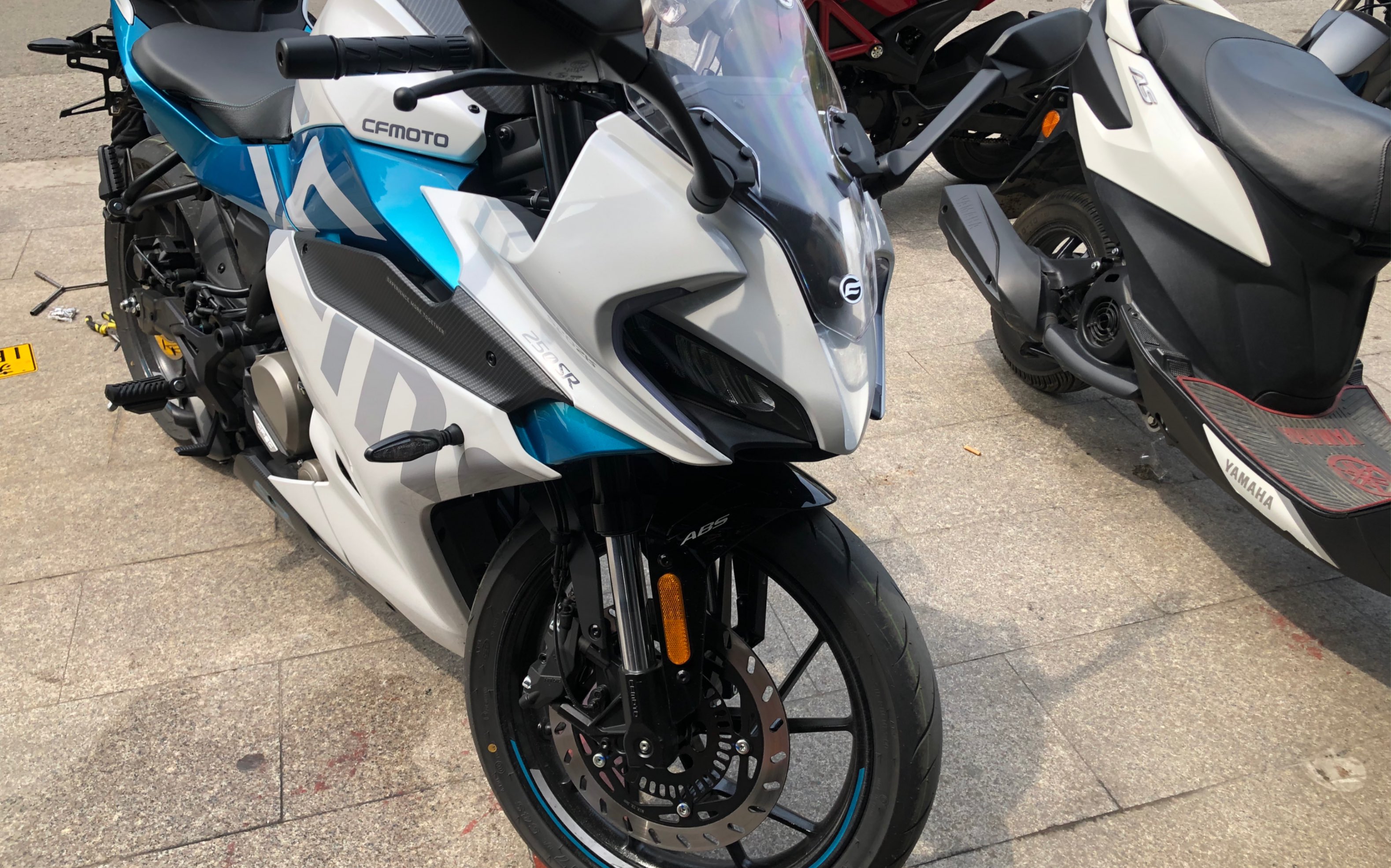 试驾春风250sr  小拉极速