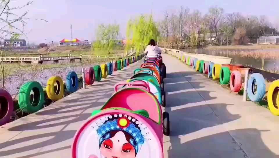 无动力网红油桶小火车_哔哩哔哩_bilibili