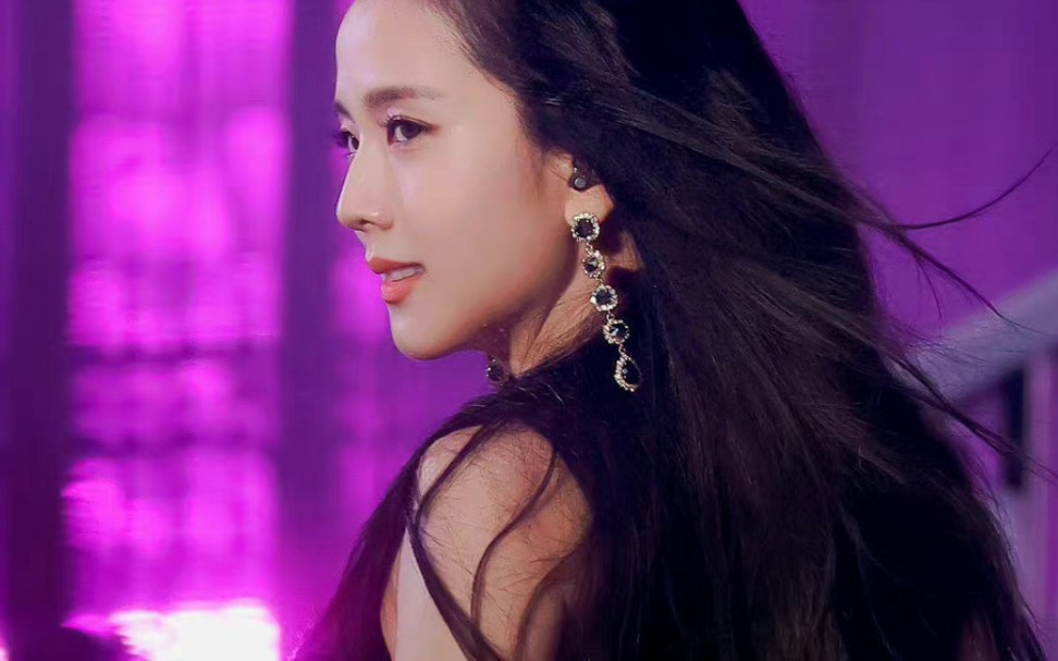 blackpink首尔演唱会 typa girl 现场开麦舞台金智秀直拍!