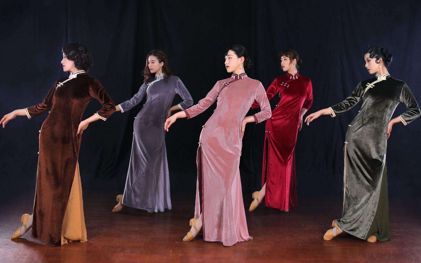 【翻跳】【永不消逝的电波】旗袍店_哔哩哔哩_bilibili