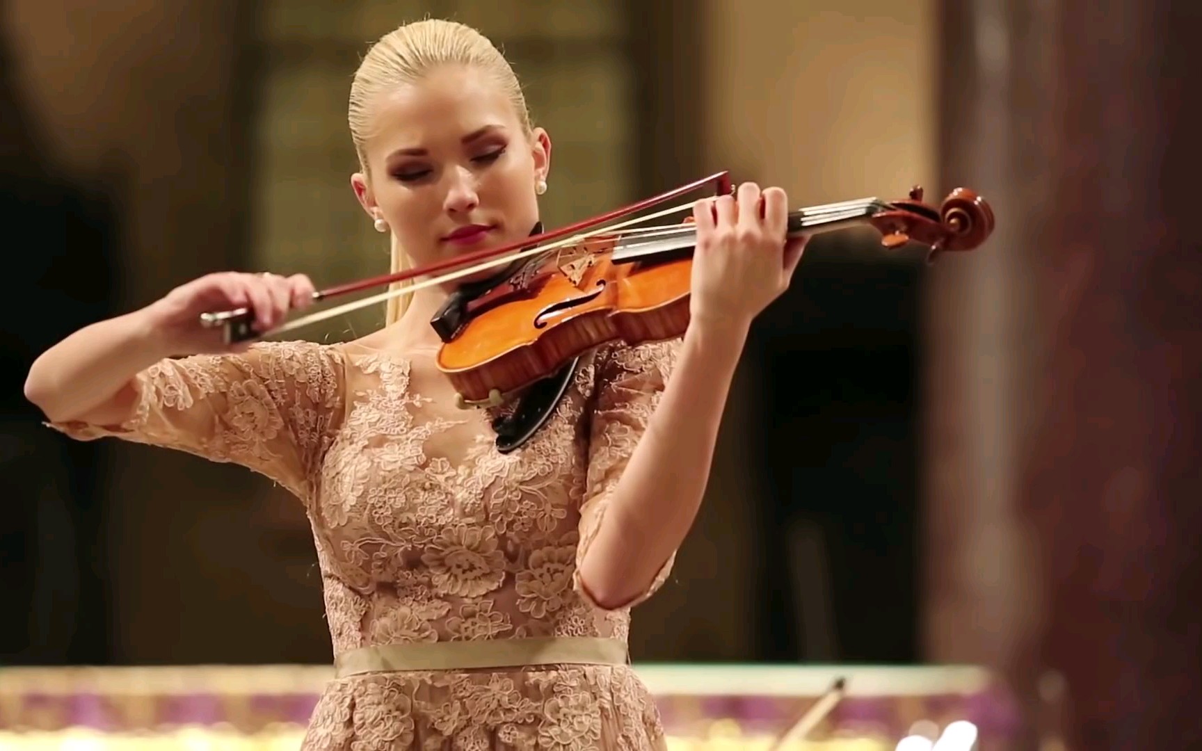 [图]巴赫 - G弦上的咏叹调 & 小提琴 Air On The G String, J. S. Bach - Anastasiya Petryshak,Violin