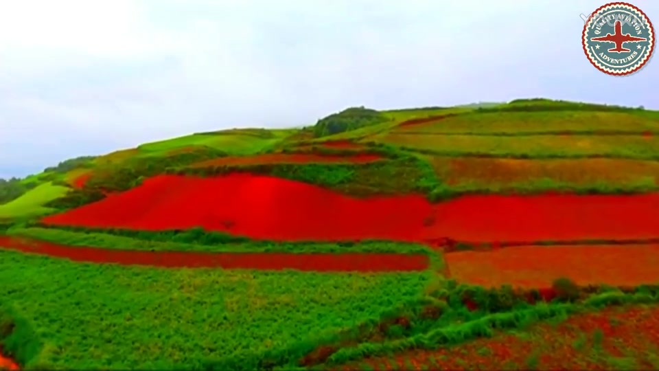 [图]航拍云南东川红土地壮丽景色! 不一样的红土地风景!_高清