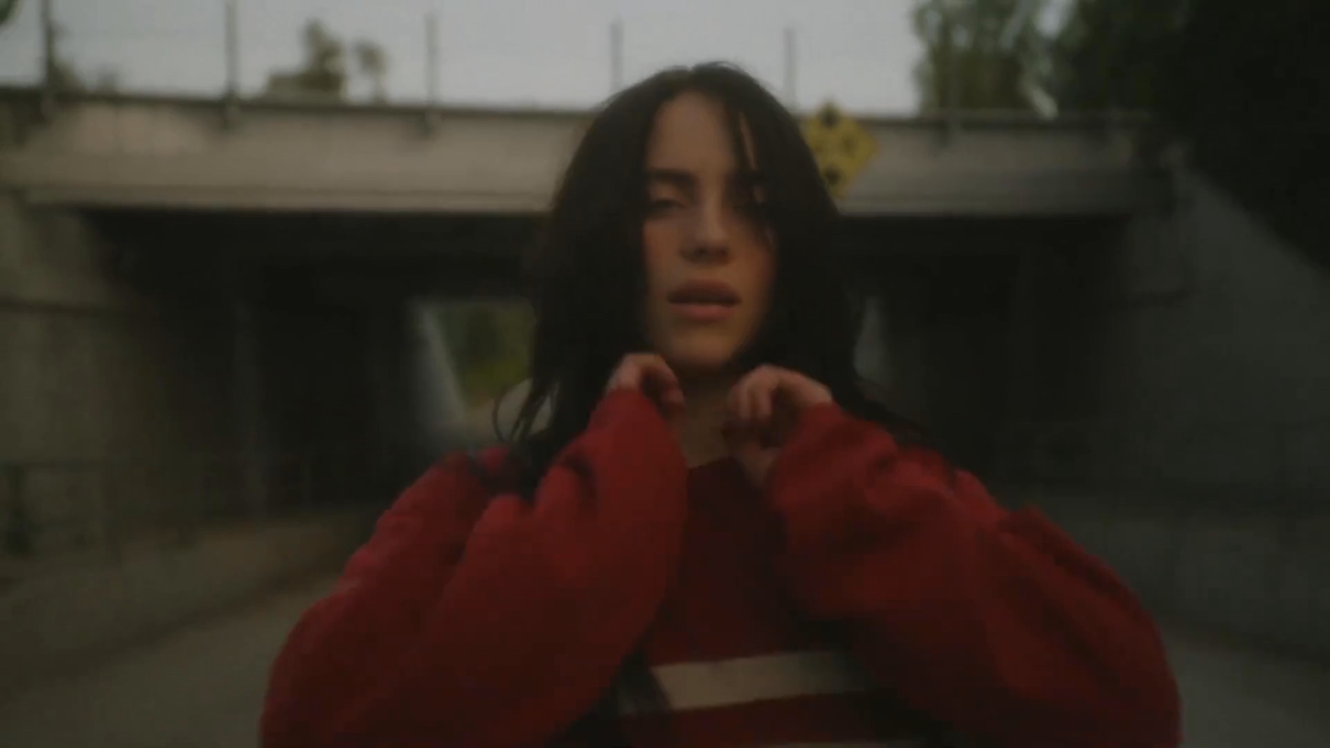 碧梨billie eilish新歌chihiro《千寻》mv首播