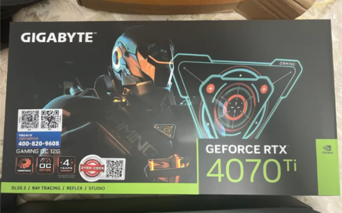 4070ti魔鹰开箱,技嘉啊,包装能好点不哔哩哔哩bilibili