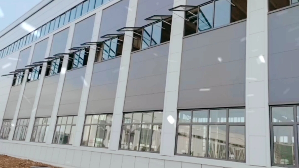 桂林兴安工业厂房窗户都很高,要消防排烟,那就用电动双螺杆开窗器开启