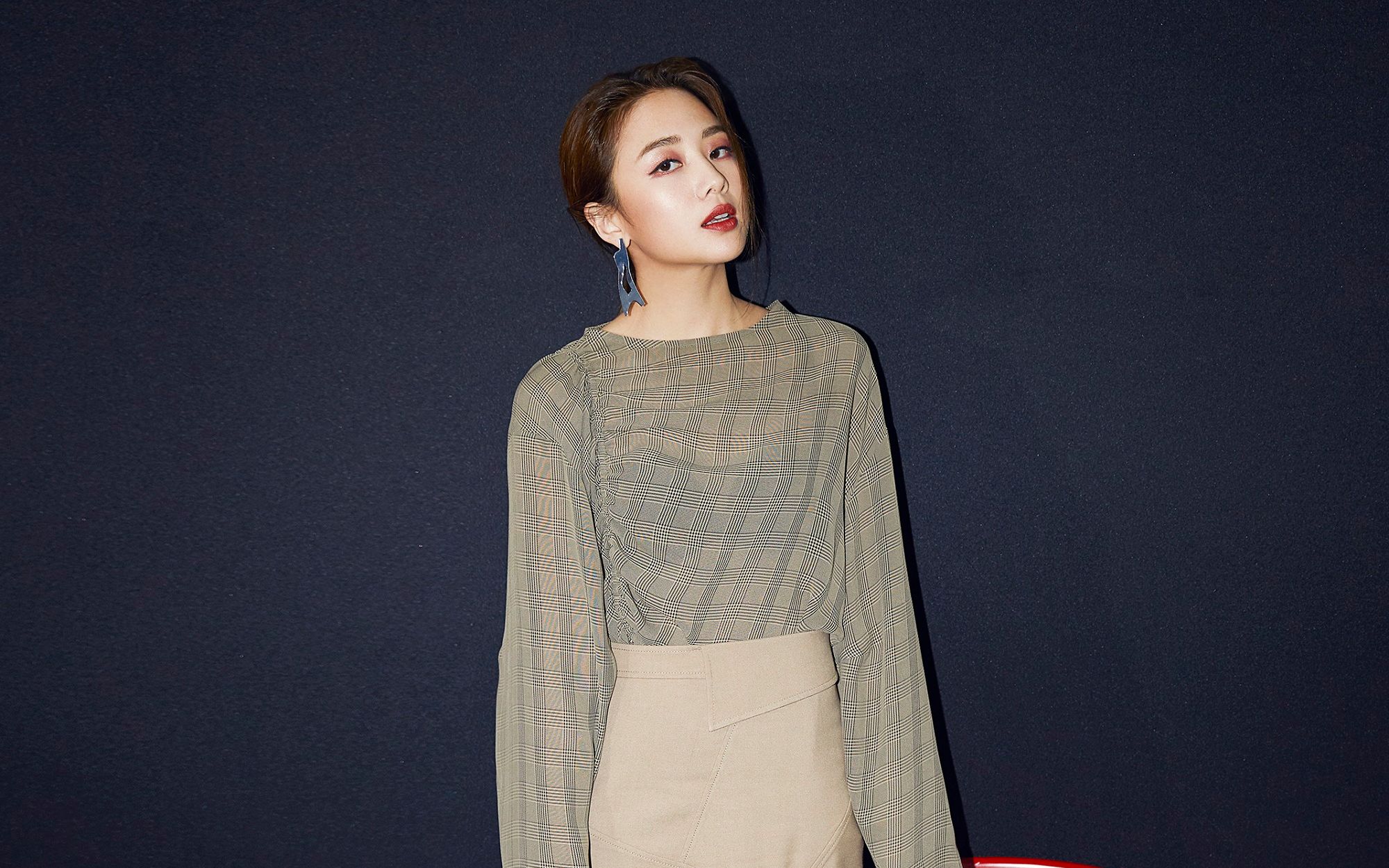 口红王子鬼鬼画黑唇鬼马妆可爱爆表,死亡唇色吓坏戴景耀