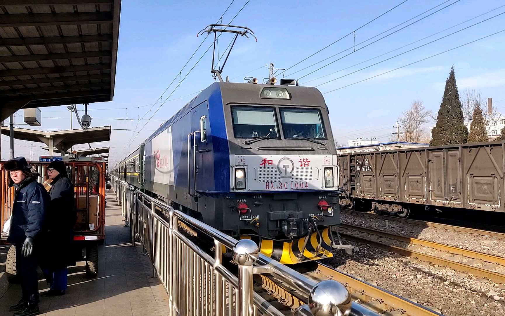 自制〕 k616(大同-北京)次列车宣化站通过_哔哩哔哩_bilibili