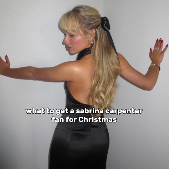 圣诞节如何获得sabrina carpenter风扇?暂停阅读并原谅错别字.