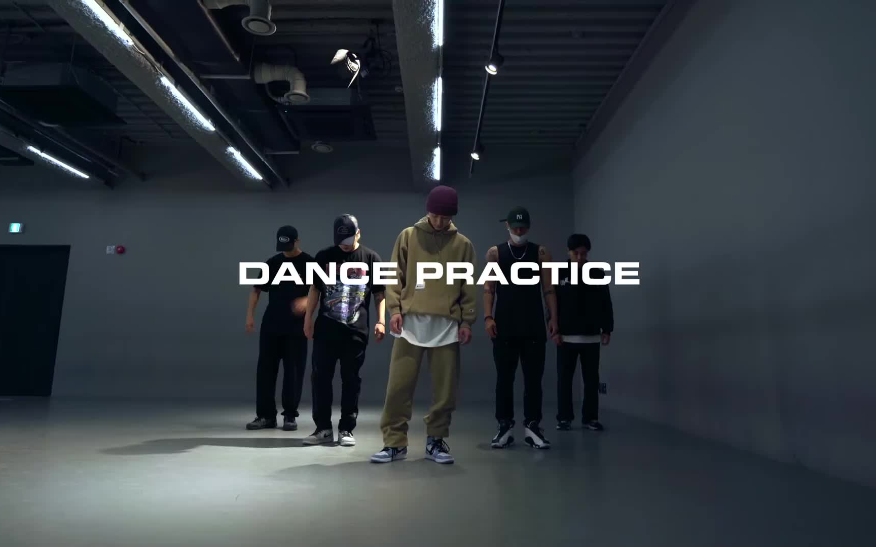 [图]【金韩彬】BTBT (Feat. DeVita) DANCE PRACTICE FILM 220520