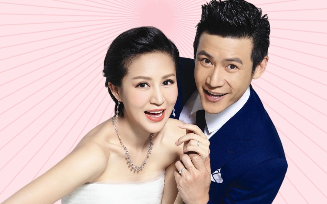 都说陆毅鲍蕾有夫妻相,当黄渤老婆正面照曝光,才知啥叫共用一张脸
