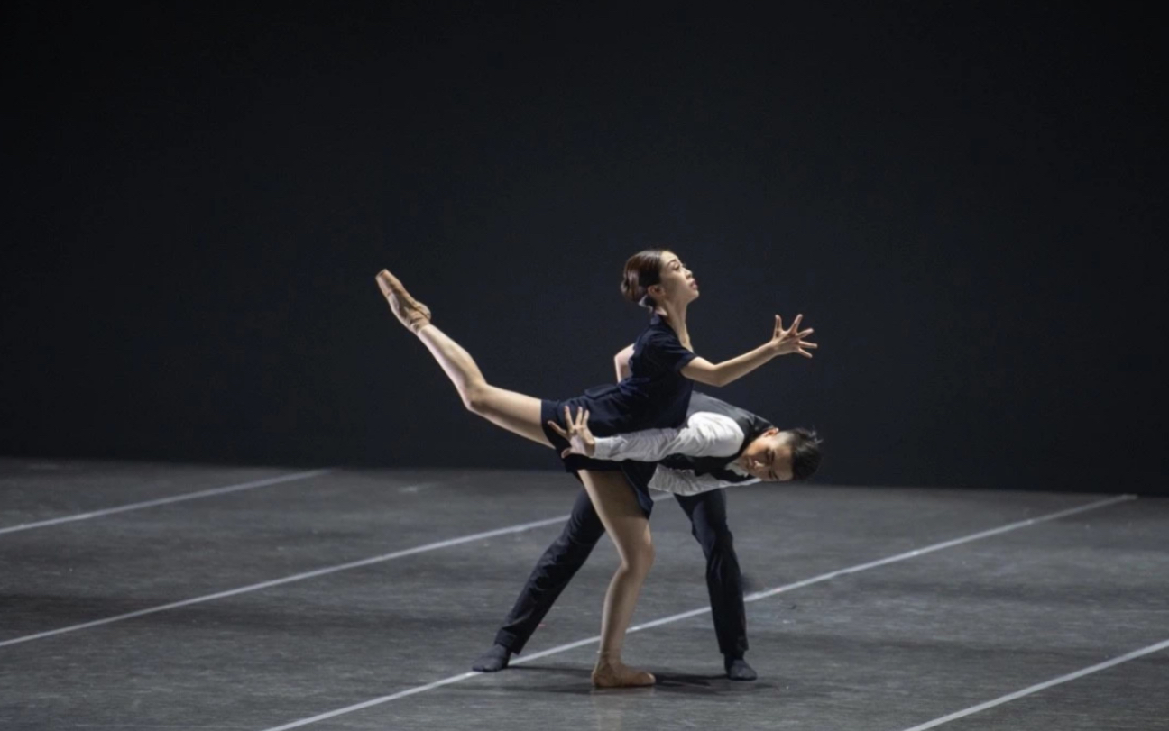 上海芭蕾舞团 现代芭蕾双人舞《不存在的故事》