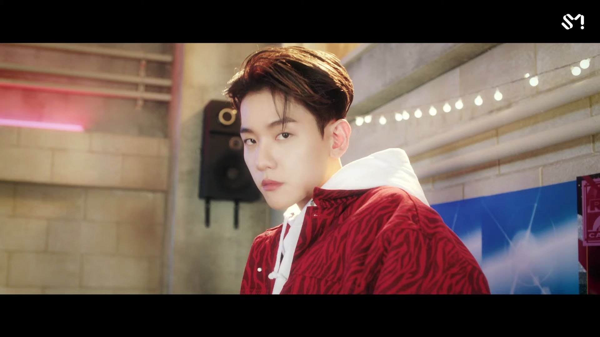 【exo 边伯贤】baekhyun - solo迷你2辑主打曲《candy》官方mv_哔哩