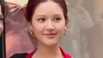赵露思最新活动状态，姐现在为什么不画眉毛了