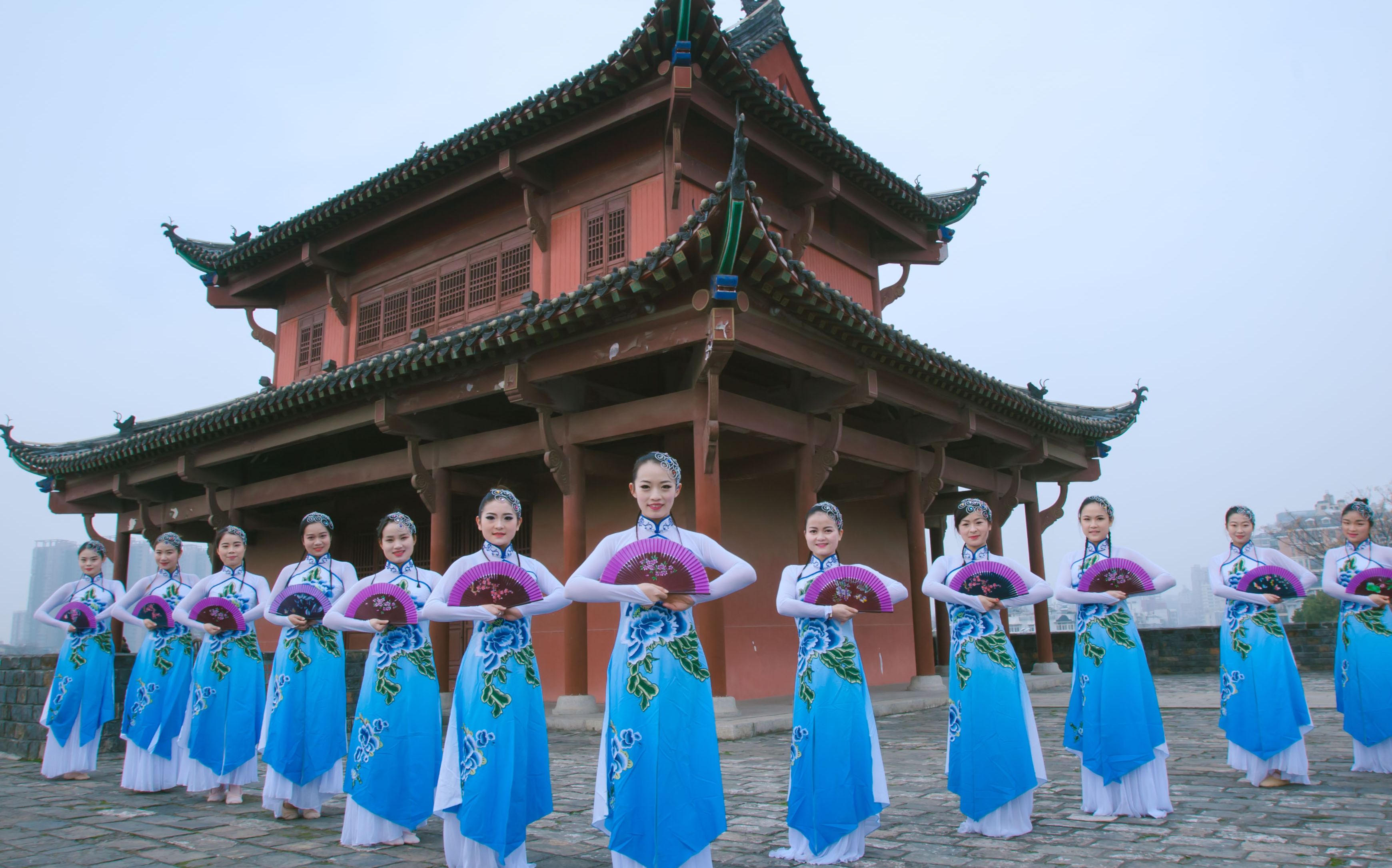 《笑红尘》古典舞【单色舞蹈】_哔哩哔哩_bilibili