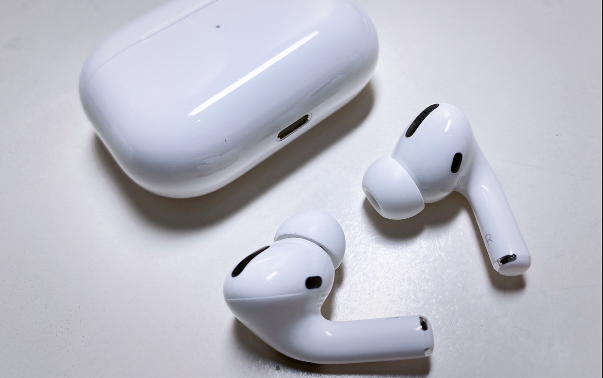 【开箱】【科技】苹果apple新一代耳机airpods pro开箱上手以及与air