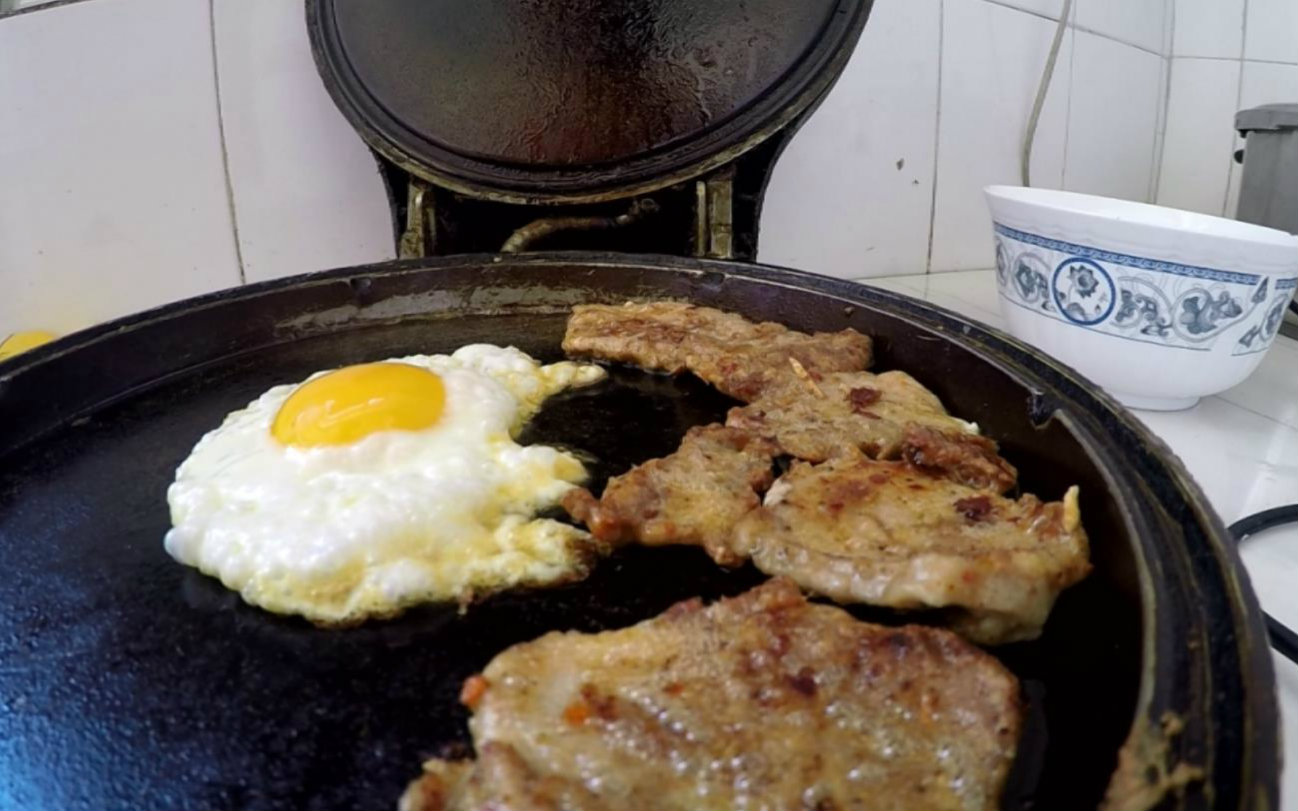 加工方便面煎肉和煎蛋