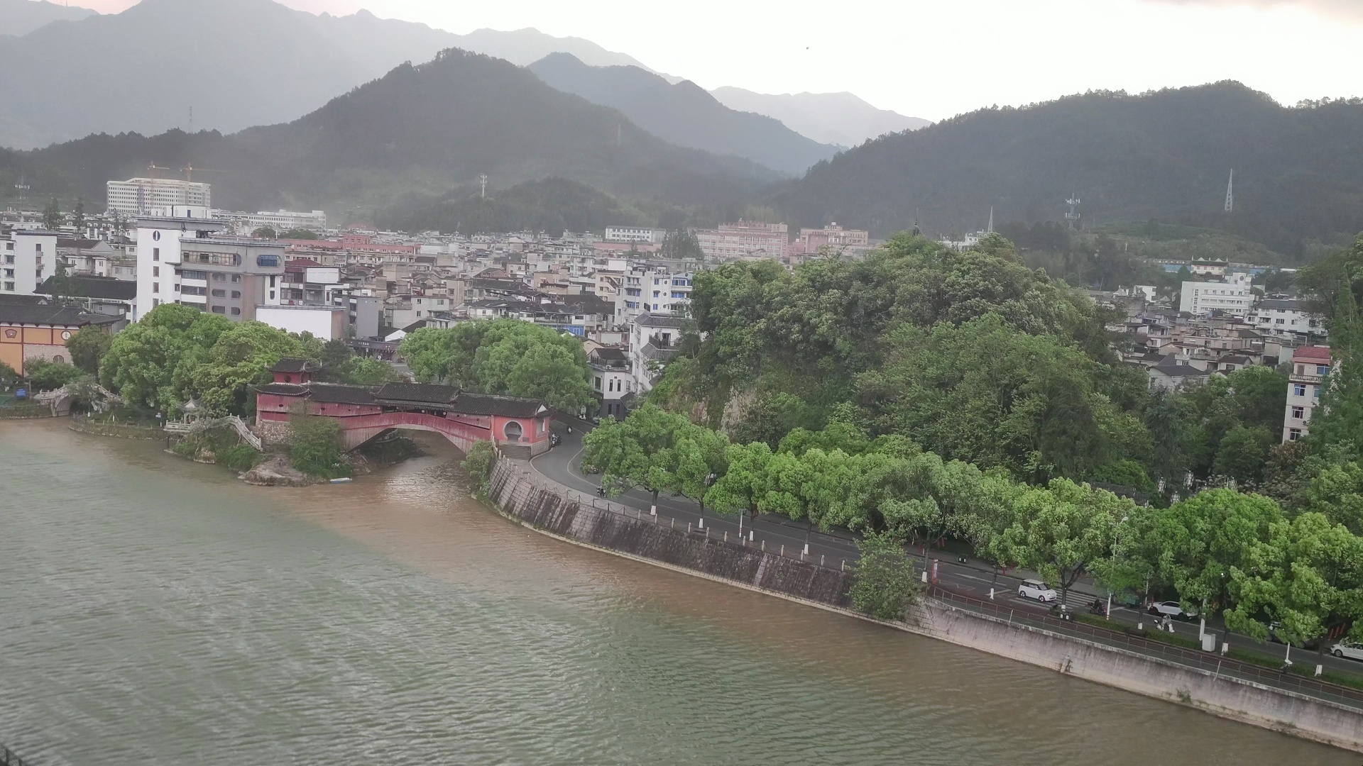 4k暴雨前的狂风,来自浙江一个美丽的小县城 -小米11