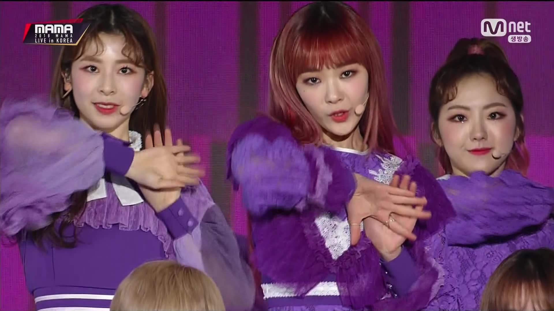 [图]GWSN - Puzzle Moon 181210 Mnet 2018 MAMA LIVE in KOREA