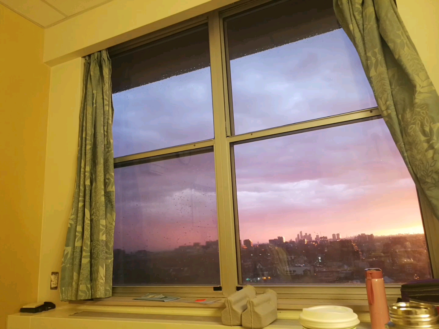 医院的窗外风景