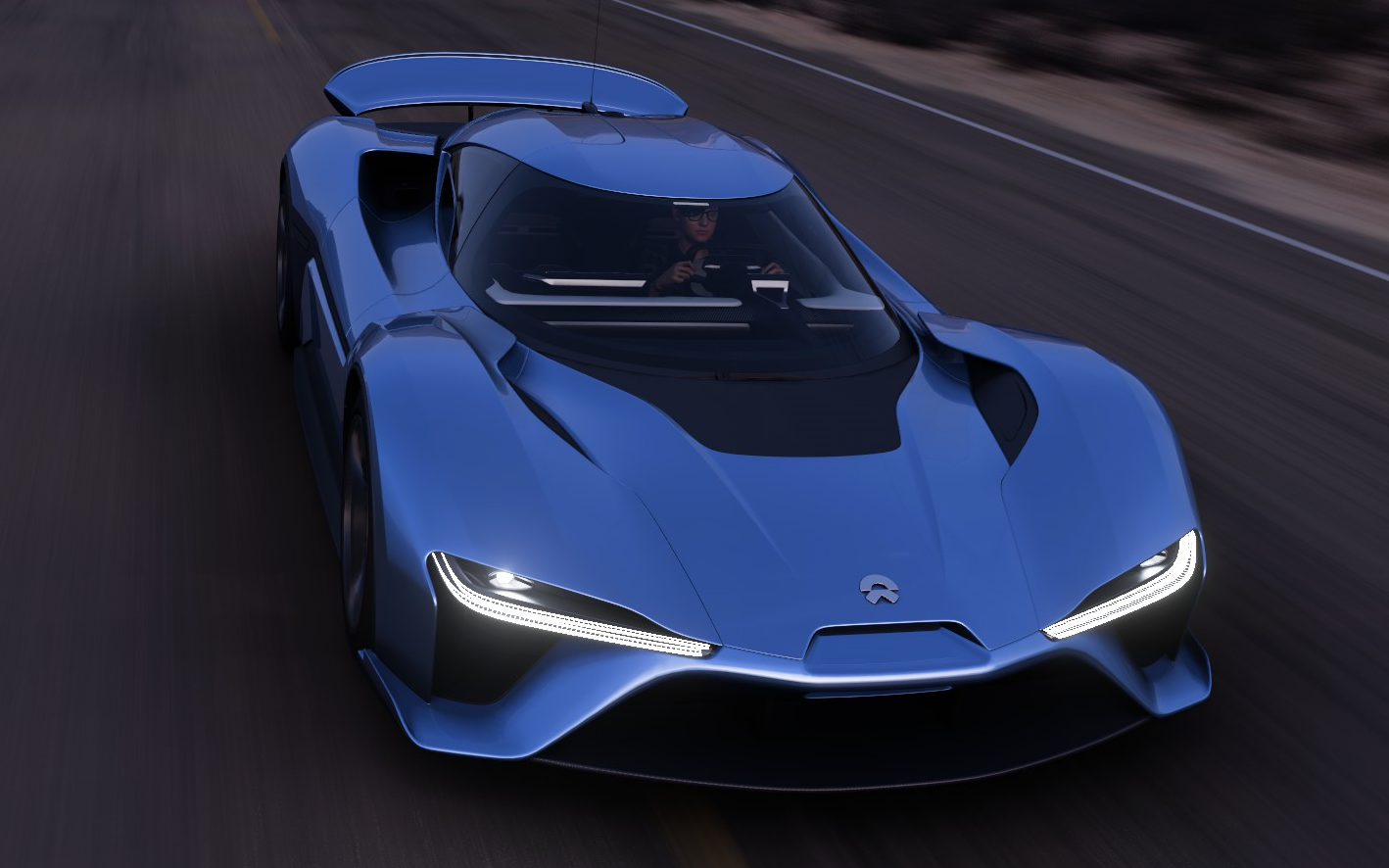 【原厂万岁】原厂调校国产超跑蔚来ep9挑战"迎战巨汉"赛道