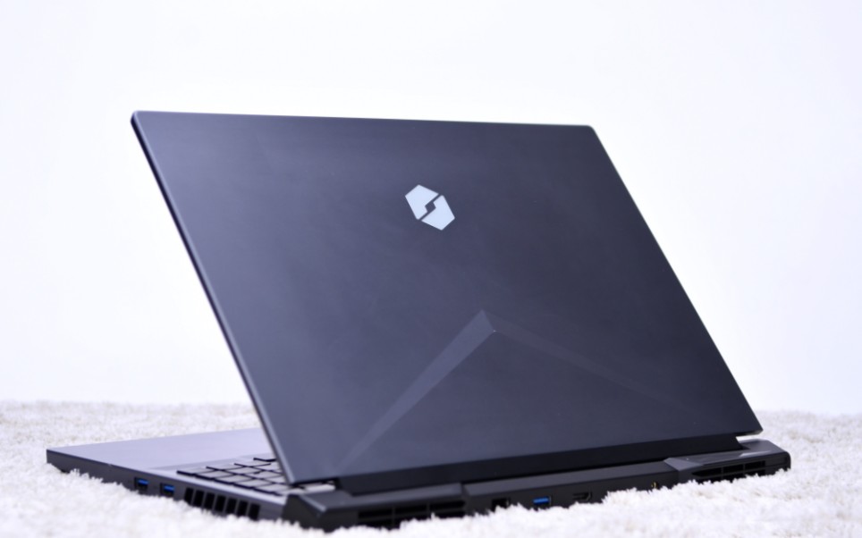 机械革命蛟龙16笔记本电脑(9月29日)