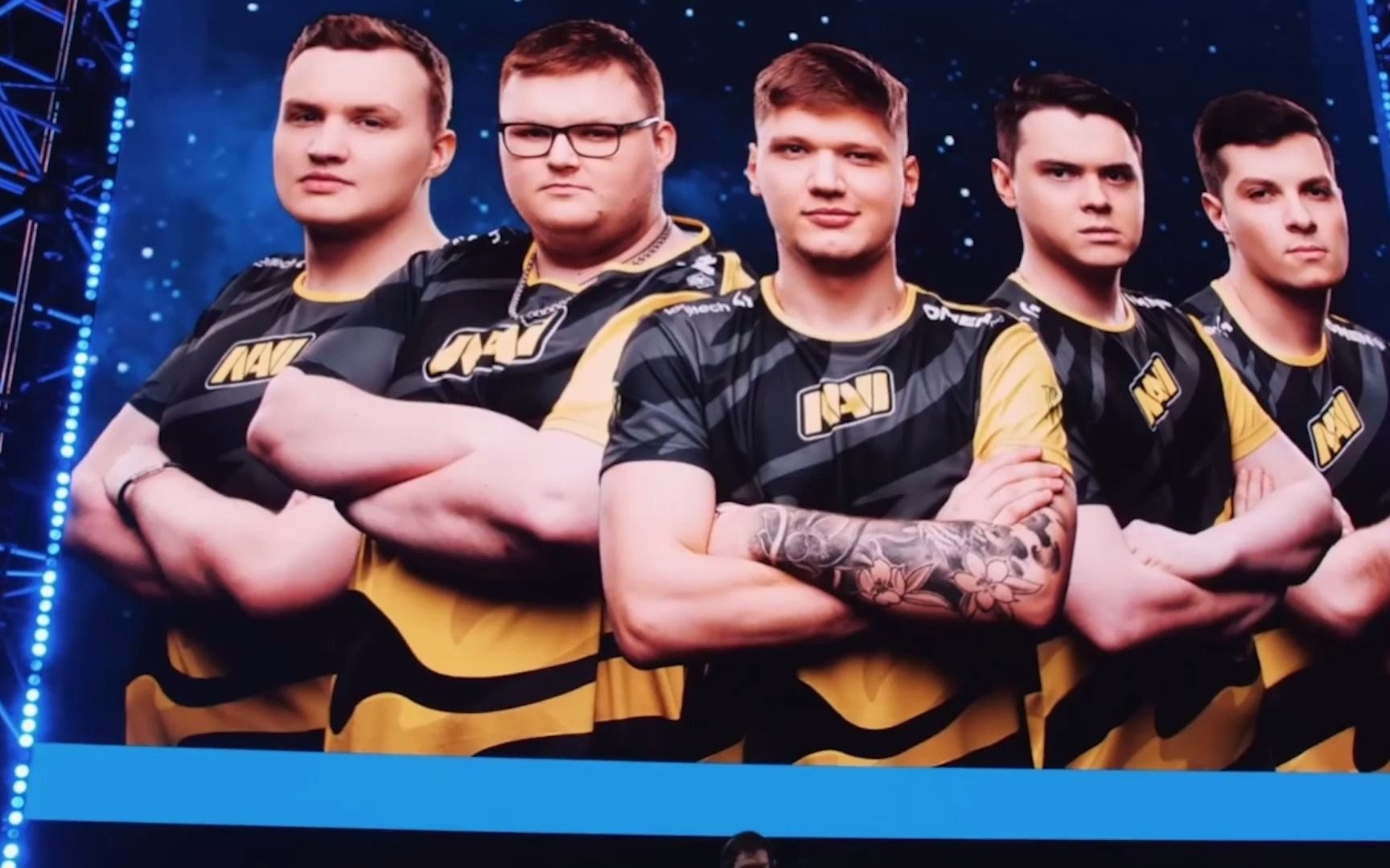 世界第一战队内卷?电子哥怒锁队友!打得s1mple怀疑人生!