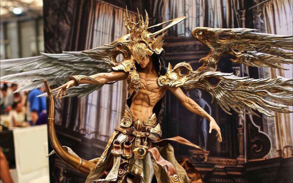 一米高一米二宽的大天使拉贵尔