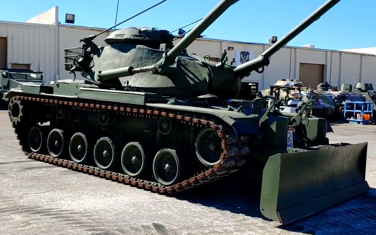 特殊装甲车辆 - m728战斗工程车(m135型/165mm破坏工事炮)(2020/6)