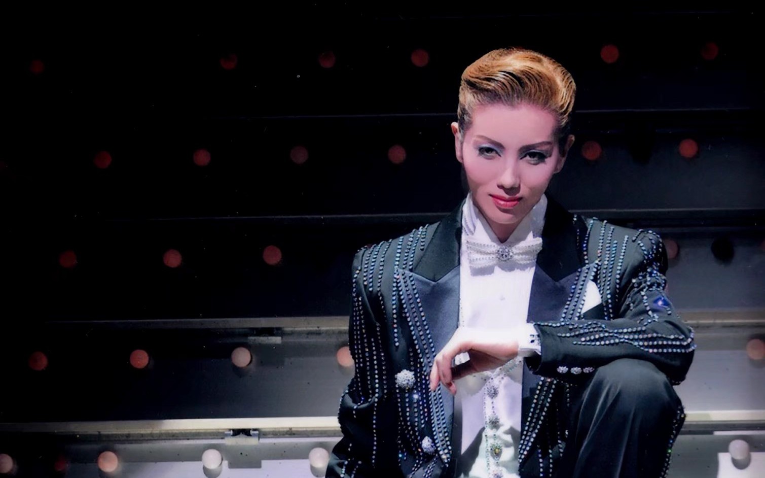 our flame shall endure 宝冢男役群像_哔哩哔哩 (゜-゜)つロ 干杯