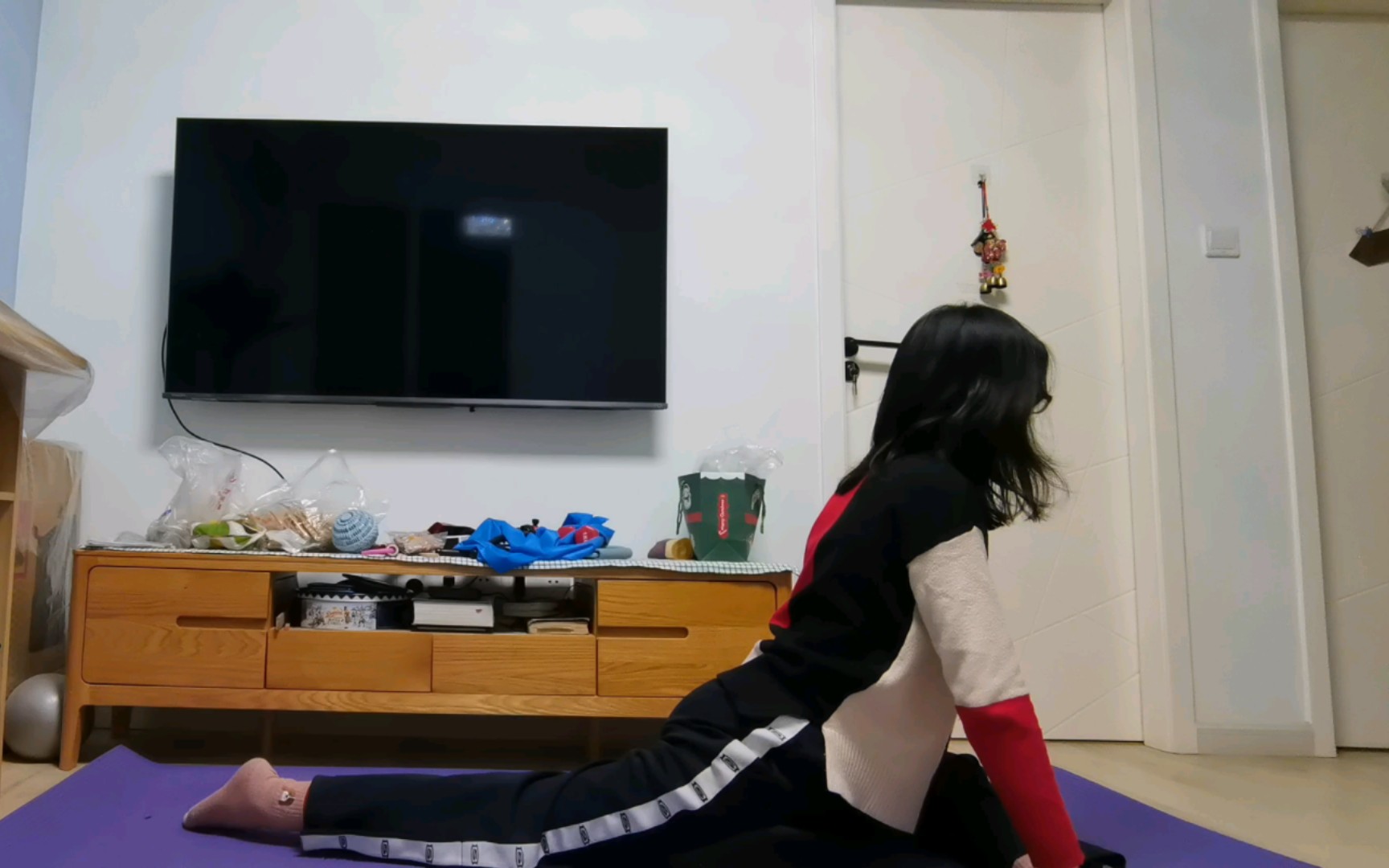 【山人打卡】【帕梅拉跟练】9分钟臀腿拉伸