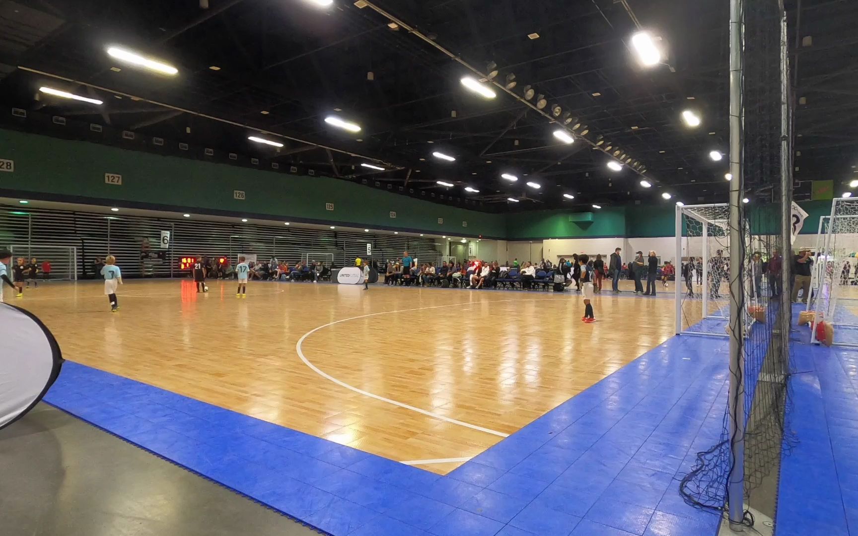 greensboro第一场室内足球比赛